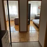 Cozy Corner Apartman *