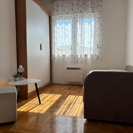 Cozy Corner Apartment