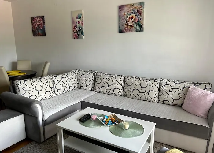 Cozy Corner Διαμέρισμα *